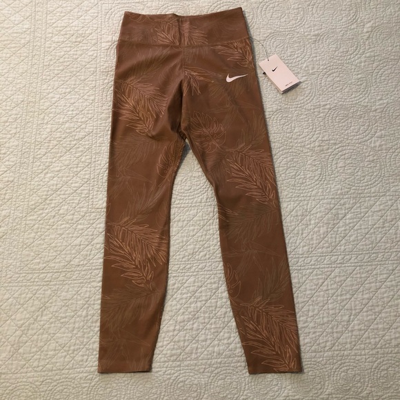 Nike One Luxe training leggings. Size small. NWT. - Picture 1 of 5